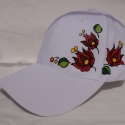 Kalocsai mintás, kézzel festett baseball sapka, Ruha, divat, cipő, Magyar motívumokkal, Kendő, sál, sapka, kesztyű, Sapka, Festett tárgyak, Kalocsai mintás, kézzel festett vászon baseball sapi.
Kézzel mosható 30-40fokon
Ha más mintával szer..., Meska