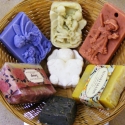 Nyuszis  kedvezményes kecsketejes szappancsomag 0,5 kg, Szépségápolás, Szappan, tisztálkodószer, Növényi alapanyagú szappan, Szappankészítés, A szappancsomag kecsketejes olívaolajos házi szappanokból áll.

A csomagok tartalmát nem áll módomba..., Meska
