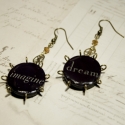 Miss Josephine M.Boggs - Steampunk fülbevaló, Ékszer, óra, Fülbevaló, Az M. Boggs kollekció darabjait kedves képek, fogaskerekek és Swarovski kristályok díszítik.

Mutató..., Meska