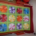 Színes drezdai tányéros takaró, Otthon, lakberendezés, Képzőművészet , Lakástextil, Textil, Varrás, Patchwork, foltvarrás, Kézi és gépi applikációval készült takaró, főként kislányoknak( mérete miatt). Mérete 133*175 cm. A ..., Meska