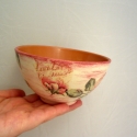 Rózsás kerámia tálka, Konyhafelszerelés, Otthon, lakberendezés, Fűszertartó, Kaspó, virágtartó, váza, korsó, cserép, Festett tárgyak, Decoupage, szalvétatechnika, A kerámia tálkát akrilfestékkel és szalvétával tettem vidám, romantikus hangulatúvá. Több rétegben l..., Meska