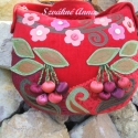 TŰZPIROS, HÁROMDIMENZIÓS CSERESZNYÉS TÁSKA..... RENDELHETŐ (5) !!!, Táska, Képzőművészet , Textil, Patchwork, foltvarrás, Varrás, TŰZPIROS, HÁROMDIMENZIÓS CSERESZNYÉS TÁSKA....  RENDELHETŐ !!!!
+1 db Ajándék kitűzővel !!!!! 
Egy k..., Meska