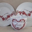 Magyar motívumos készlet , Konyhafelszerelés, Dekoráció, Kerámia, 4 részből álló porcelán felnőtt készlet,magyar népi motívummal festve.
A neveket és dátumot természe..., Meska