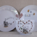 Macis esküvői készlet, Konyhafelszerelés, Dekoráció, Kerámia, Porcelán alapra kézzel festett névre szóló  mackós szett,4 darabból áll.
Kemencében,800 fokon lett t..., Meska