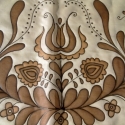 Jászsági mintával festett selyem sál, Magyar motívumokkal, Ruha, divat, cipő, Női ruha, Selyemfestés, 40x150cm méretű egyedi selyem sál. Az összegyűjtött jászsági motívumokól saját elképzelés alapján ra..., Meska