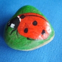 Katicabogár, Baba-mama-gyerek, Dekoráció, Játék, Gyerekszoba, Katica mászik a levélkén!
Akrillal kézzel festettem ezt a katicát kicsi kavicsra (3,5x4 cm)
Többször..., Meska