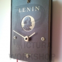Egy elvtárs, akin nem fog az idő aranyfoga - falióra Lenin bestsellerből, Ékszer, óra, Otthon, lakberendezés, Falióra, Újrahasznosított alapanyagból készült termékek, Papírművészet, Lenin összes műveinek egyik kötetéből a sok közül lett újra hasznossá téve ez a falióra. A könyv 195..., Meska