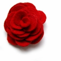 Piros rózsa - filc kitűző, Ékszer, óra, Bross, kitűző, Piros filcből készült rózsa kitűző.
kb 5cm, Meska