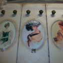 Vintage ékszertartó paraván , Ékszer, óra, Otthon, lakberendezés, Ékszertartó, Nyaklánc, Decoupage, szalvétatechnika, Rendelésre készítek nagy 3 részes fa vintage ékszertartó paravánt 6 díszes  gombbal. A minták válasz..., Meska