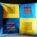 Ablakmintás patchwork párnahuzat, Otthon, lakberendezés, Lakástextil, Patchwork, foltvarrás, Termék mérete: 60cmx50cm
Anyaga 100% pamut (beavatott patchwork anyagok), közbélés 120g-os vlies.
Fo..., Meska
