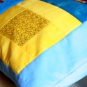 Ablakmintás patchwork párnahuzat, Otthon, lakberendezés, Lakástextil, Patchwork, foltvarrás, Termék mérete: 60cmx50cm
Anyaga 100% pamut (beavatott patchwork anyagok), közbélés 120g-os vlies.
Fo..., Meska