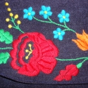 Hímzett farmertáska, Magyar motívumokkal, Táska, Válltáska, oldaltáska, Varrás, Hímzés, Nagyméretű,farmerból készült, hímzett, cipzárral záródó táska.
Vállpántja állítható.
Bélése virágmin..., Meska