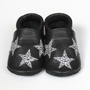 Hopphopp puhatalpú cipő - Csillagos - Keresztelőre/Esküvőre/Alkalmakra, Ruha & Divat, Cipő & Papucs, Cipő, szandál, Varrás, Bőrművesség, A cipők természetes, puha, minőségi bőrből készülnek, melyek ideálisak a járni tanuló babáknak, vag..., MESKA