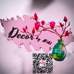 DecorbyNiki