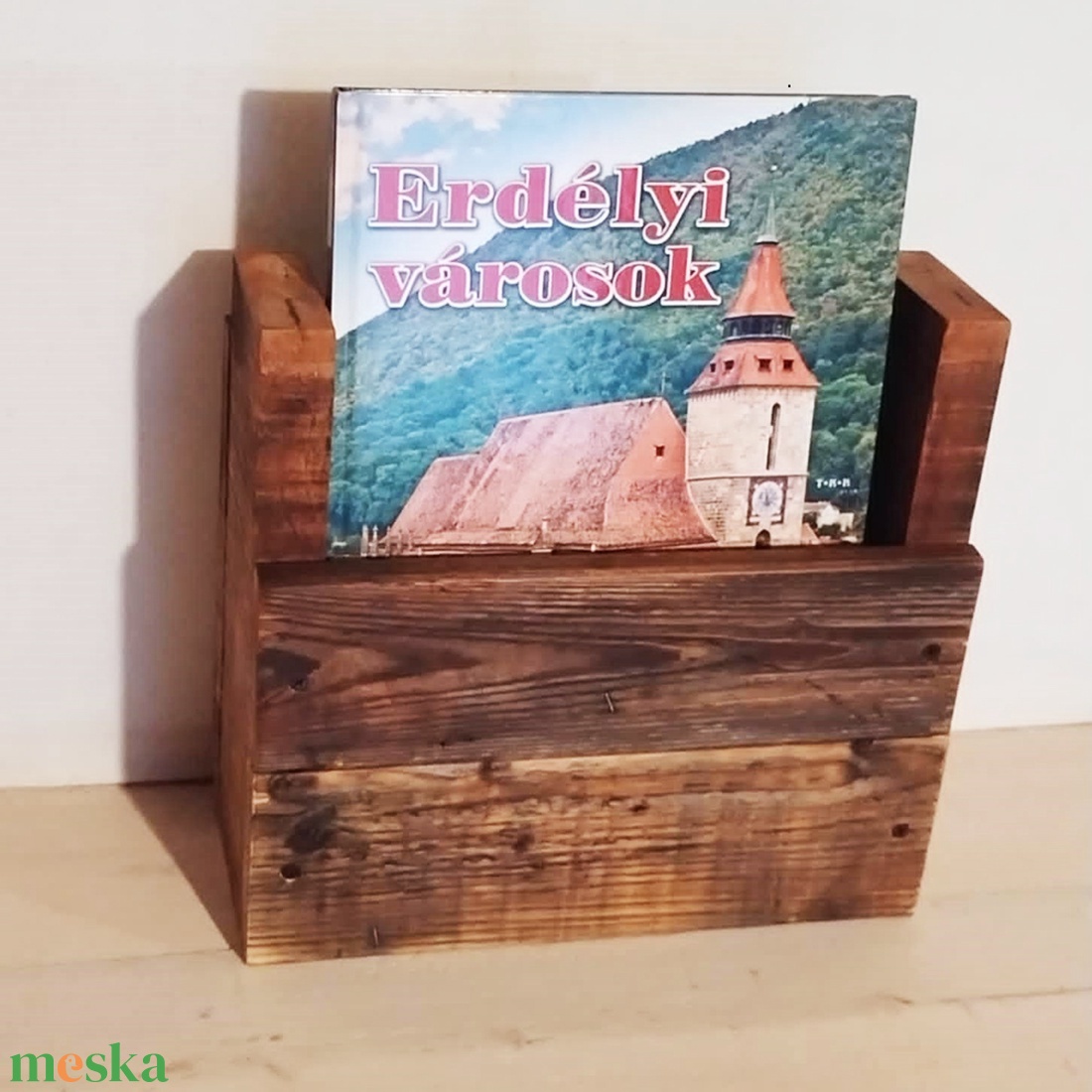 Rusztikus újságtartó - otthon & életmód - tárolás & rendszerezés - újságtartó - Meska.hu