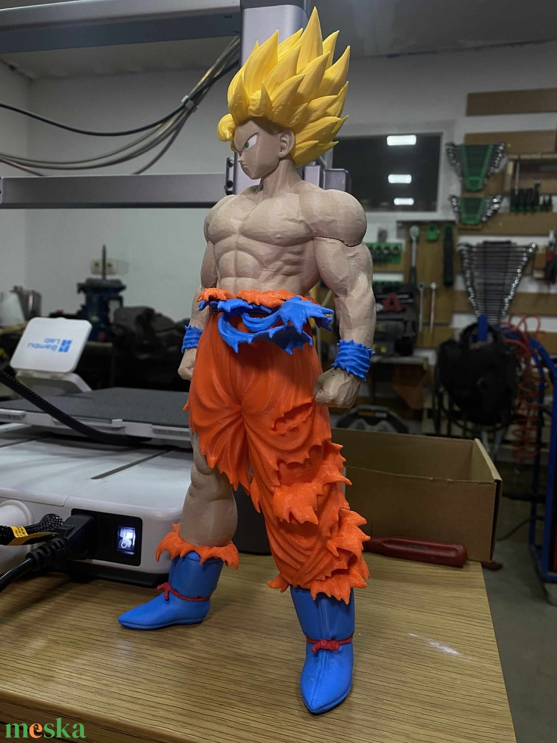 Goku SSJ1 - otthon & életmód - dekoráció - asztal és polc dekoráció - könyvszobor - Meska.hu