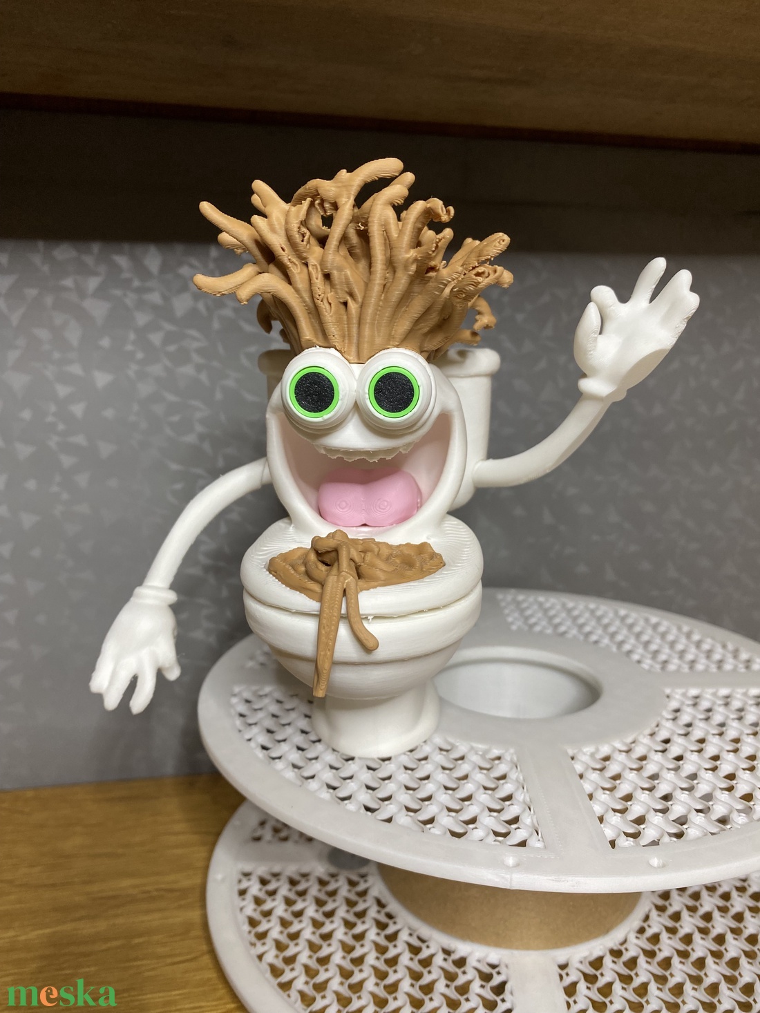 Spaghetti Tualetti - játék & sport - plüssállat & játékfigura - más figura - Meska.hu