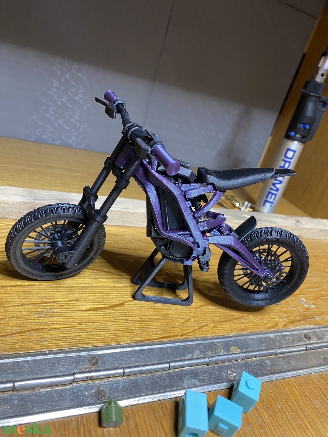 Sur-Ron Light Bee X makett - művészet - makett, modell - Meska.hu