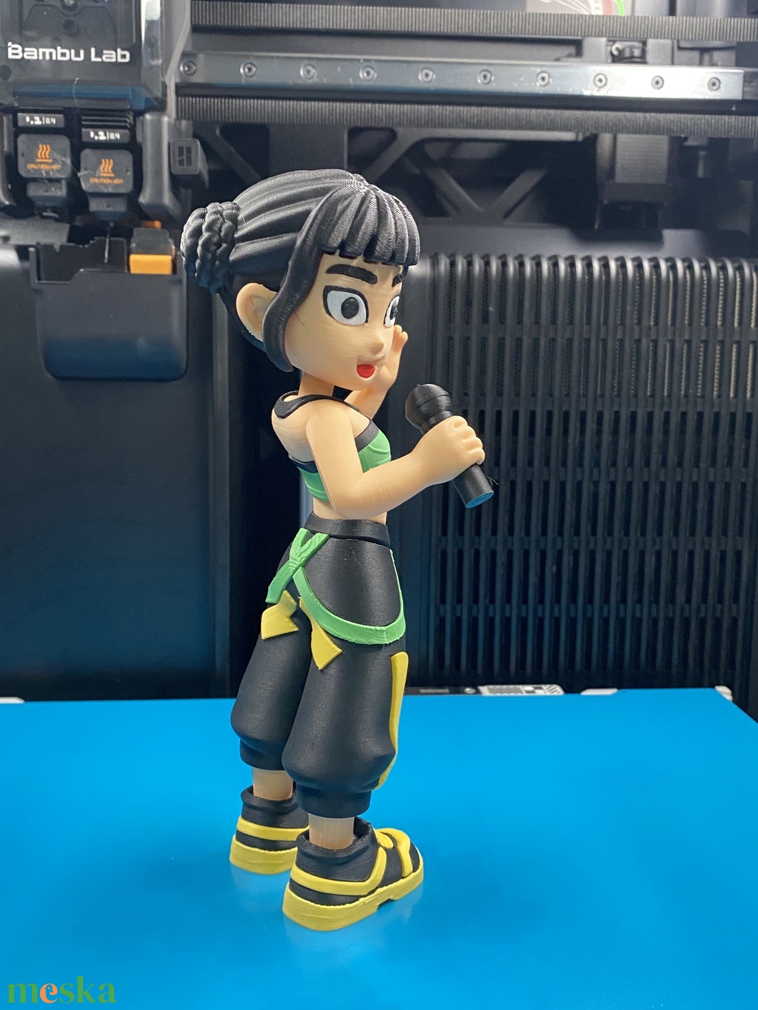 Zoey Kpop Demon Hunters - játék & sport - plüssállat & játékfigura - ember - Meska.hu