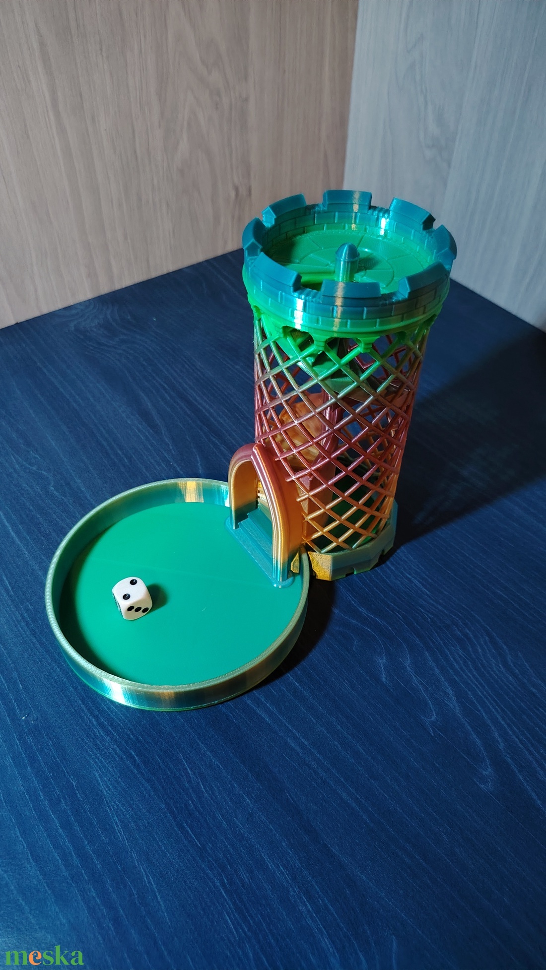 Dobókocka-torony - játék & sport - táblajáték és kártyajáték - társasjátékok - dobókocka - Meska.hu