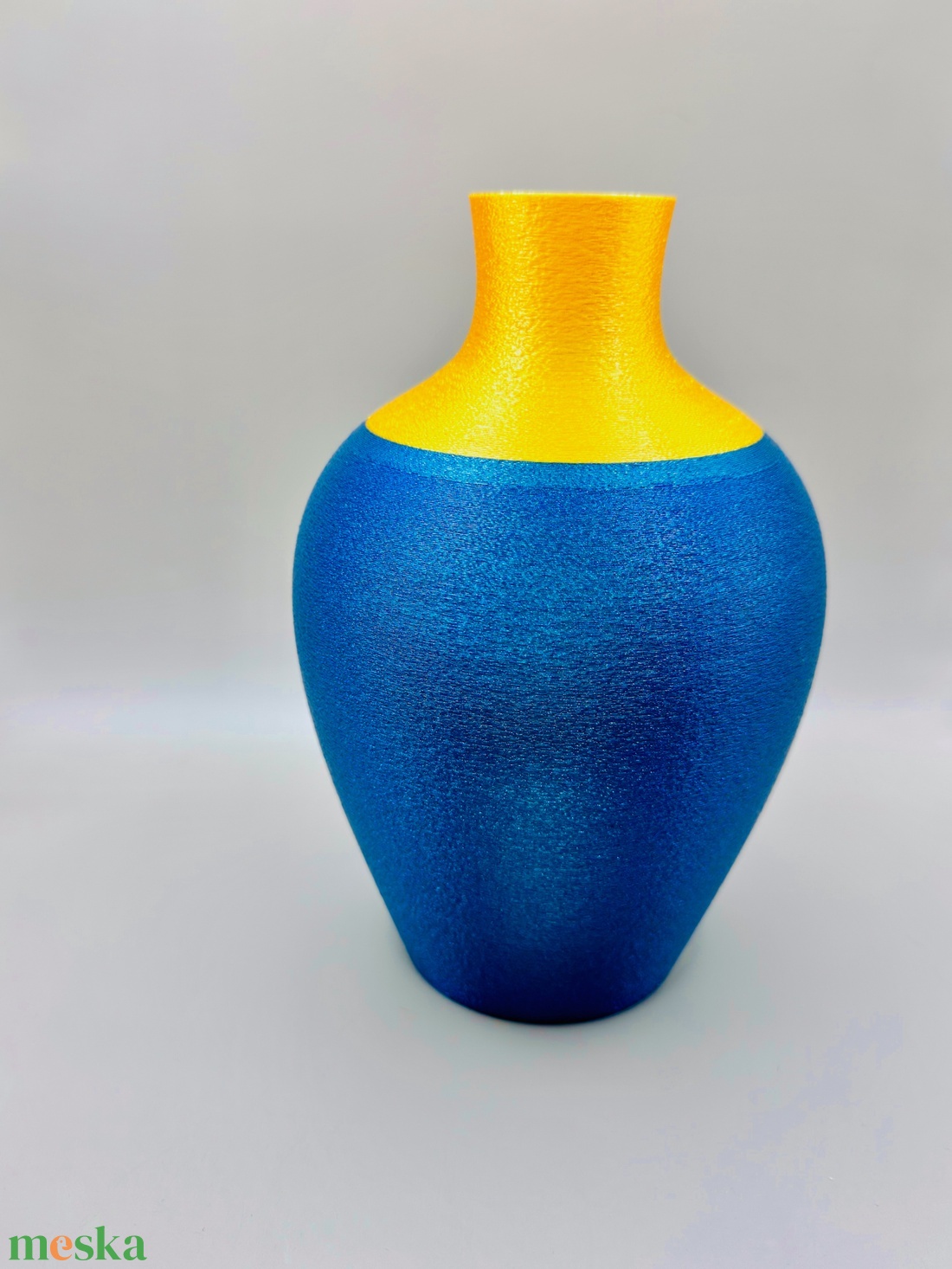 Kétszínű modern váza � kék sárga design dekor, minimalista lakásdekoráció - otthon & életmód - virágdekoráció - virágtartó - váza - Meska.hu