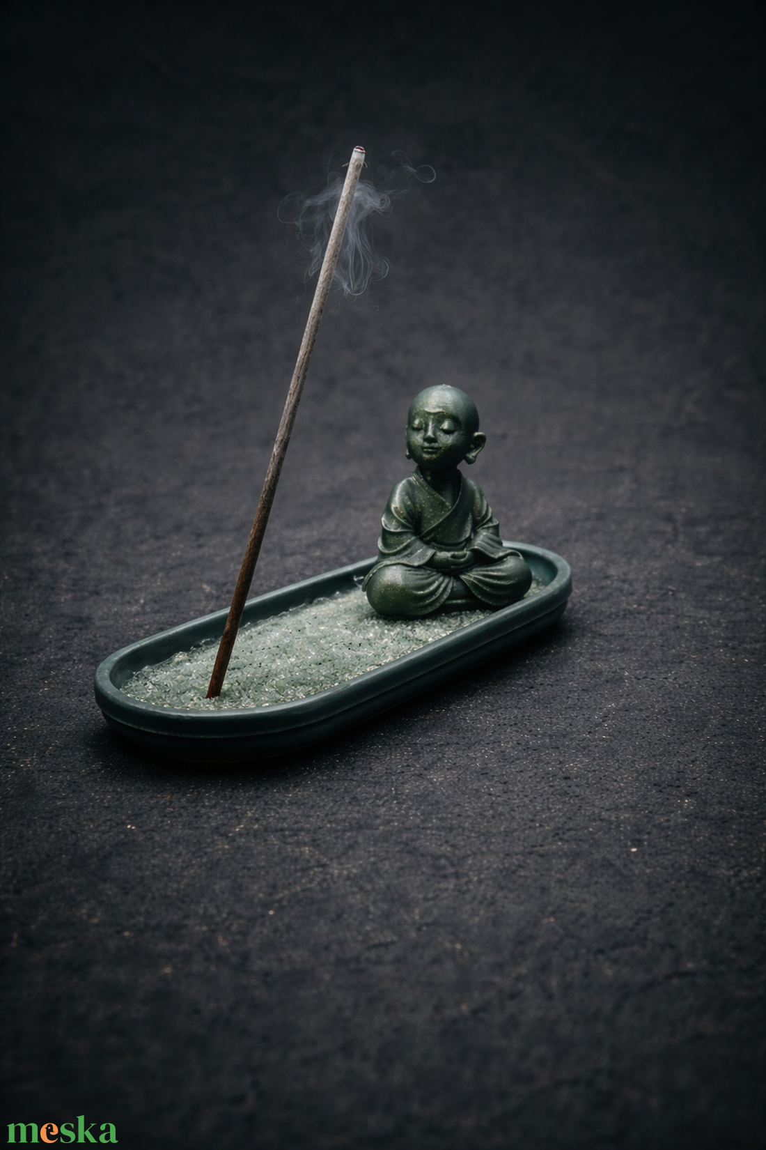 Zen Buddha füstölőtartó � mélyzöld csillogó dísz, meditációs lakásdekor - otthon & életmód - dekoráció - spiritualitás - füstölő és füstölőtartó - Meska.hu