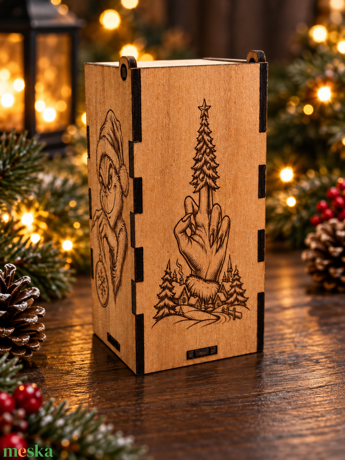 Merry Grinchmas! � Vicces karácsonyi gravírozott fadoboz, Grincs ajándékkal :) - karácsony - karácsonyi lakásdekoráció - karácsonyi lakásdíszek - Meska.hu