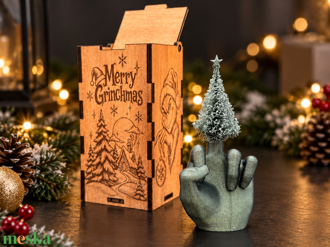 Merry Grinchmas! � Vicces karácsonyi gravírozott fadoboz, Grincs ajándékkal :) - karácsony - karácsonyi lakásdekoráció - karácsonyi lakásdíszek - Meska.hu