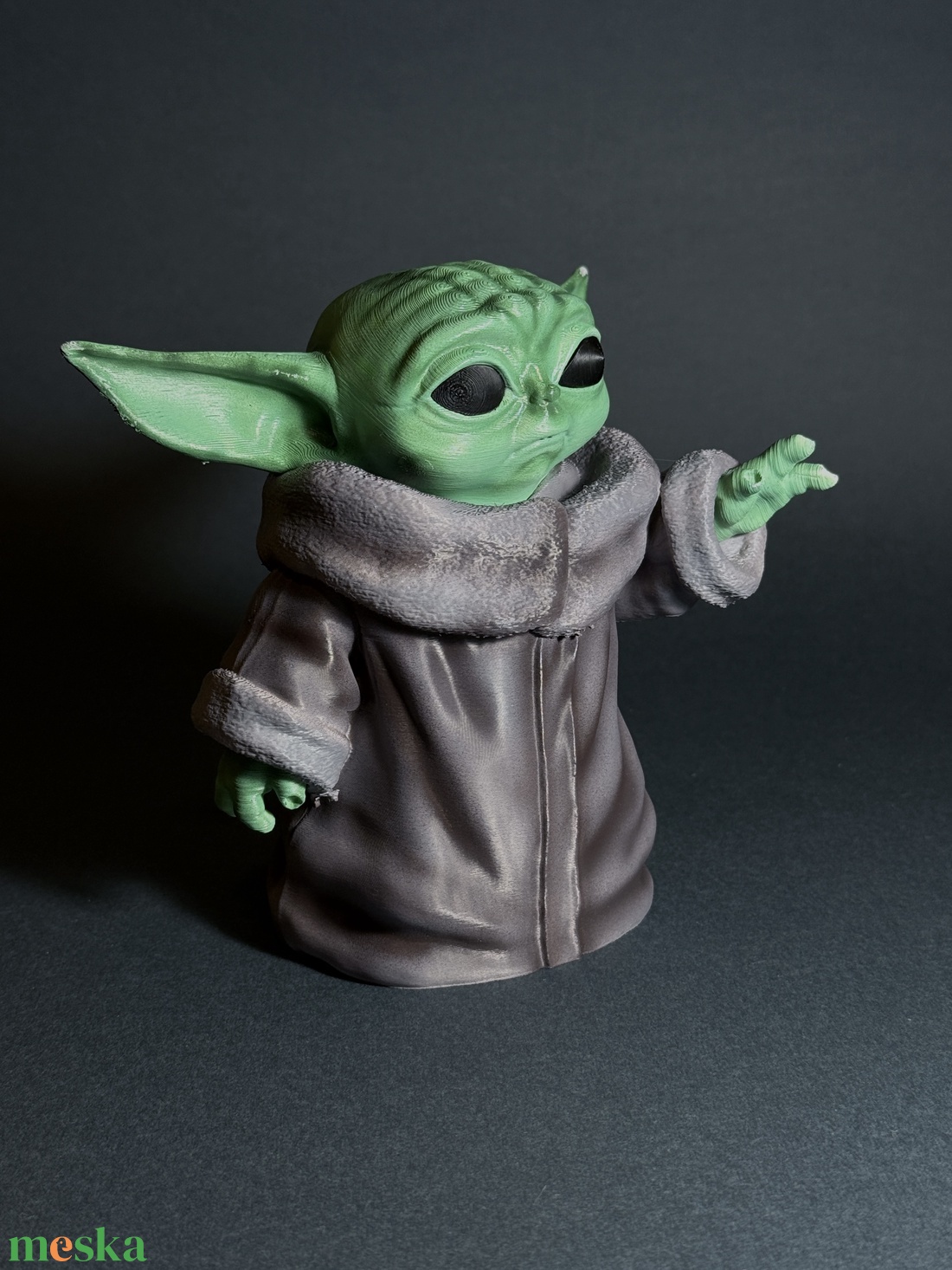 Star Wars Baby Yoda szobor - kellékek & szerszámok - dekorációs kellékek - figurák - Meska.hu
