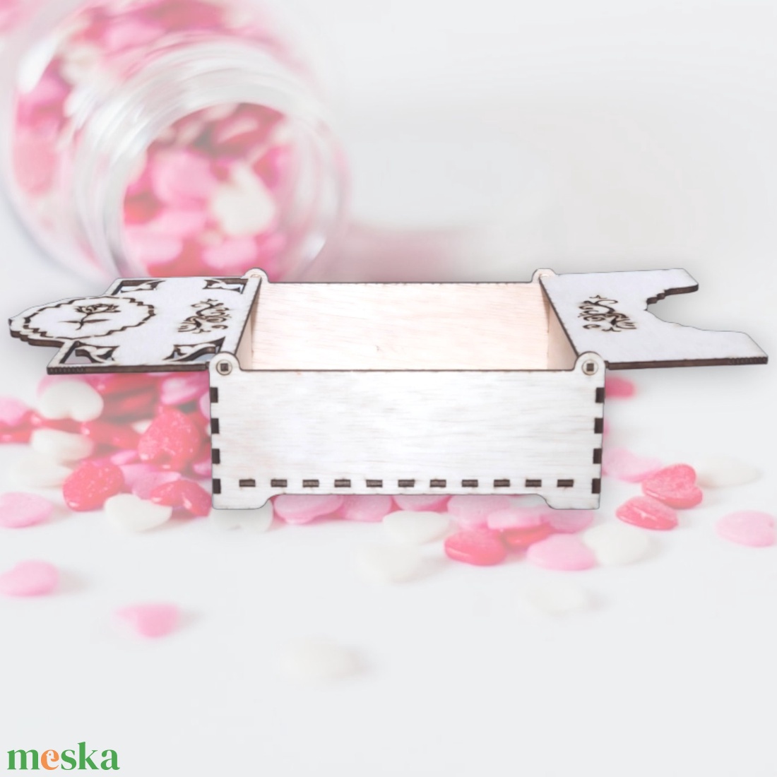 Lézervágott dobozka szalvétához, zsebkendőkhöz, bizsukhoz, 19x19x7cm - esküvő - emlék & ajándék - doboz - Meska.hu