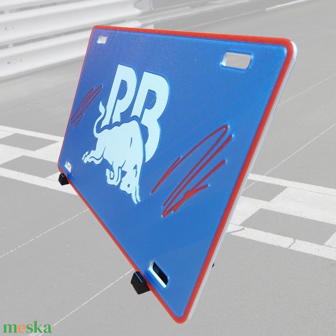 3D Nyomtatott Visa Cash App Racing Bulls F1 Asztali Dísz � Liam Lawson és Isack Hadjar Aláírásokkal - esküvő - dekoráció - asztaldísz - Meska.hu