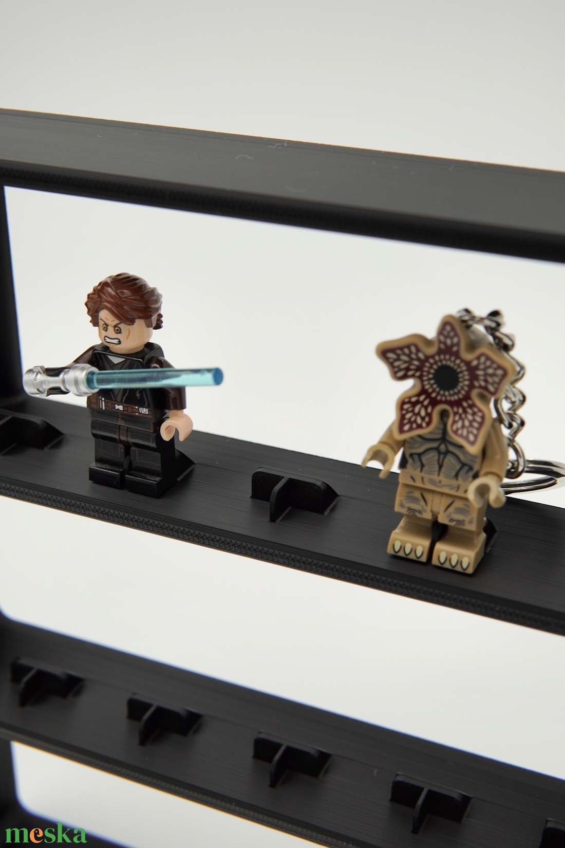 LEGO minifigura tartó (falra is rögzíthető) - játék & sport - építőjáték - Meska.hu