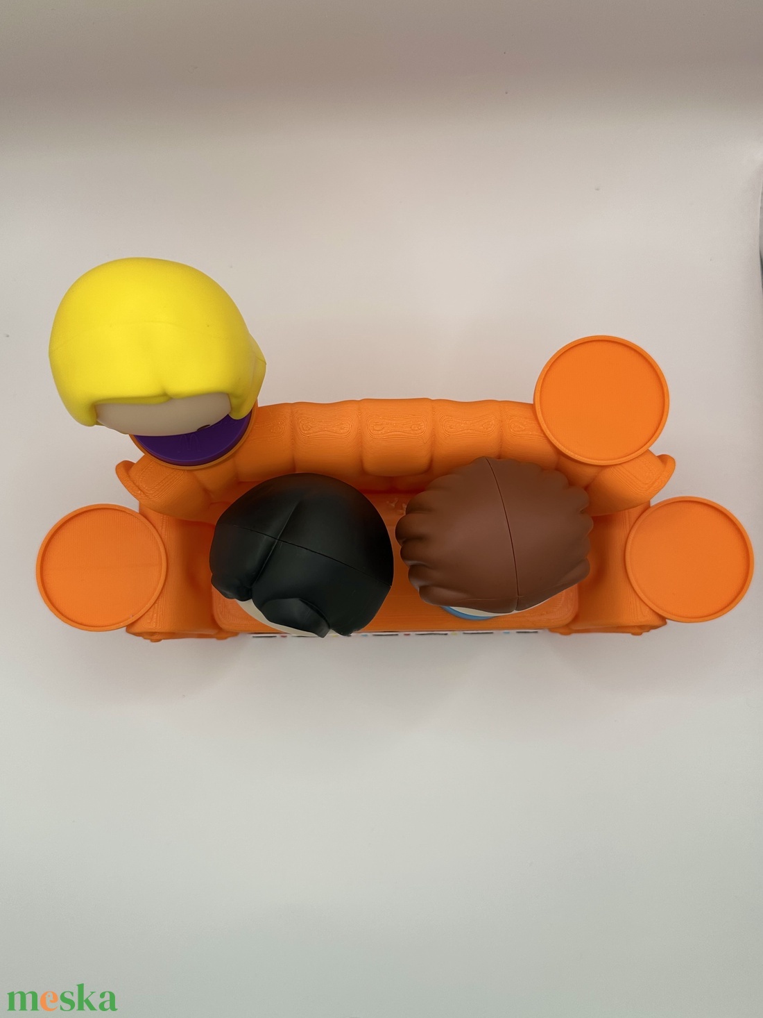 Jóbarátok - FRIENDS figura tartó - otthon & életmód - tárolás & rendszerezés - íróasztali tároló - Meska.hu