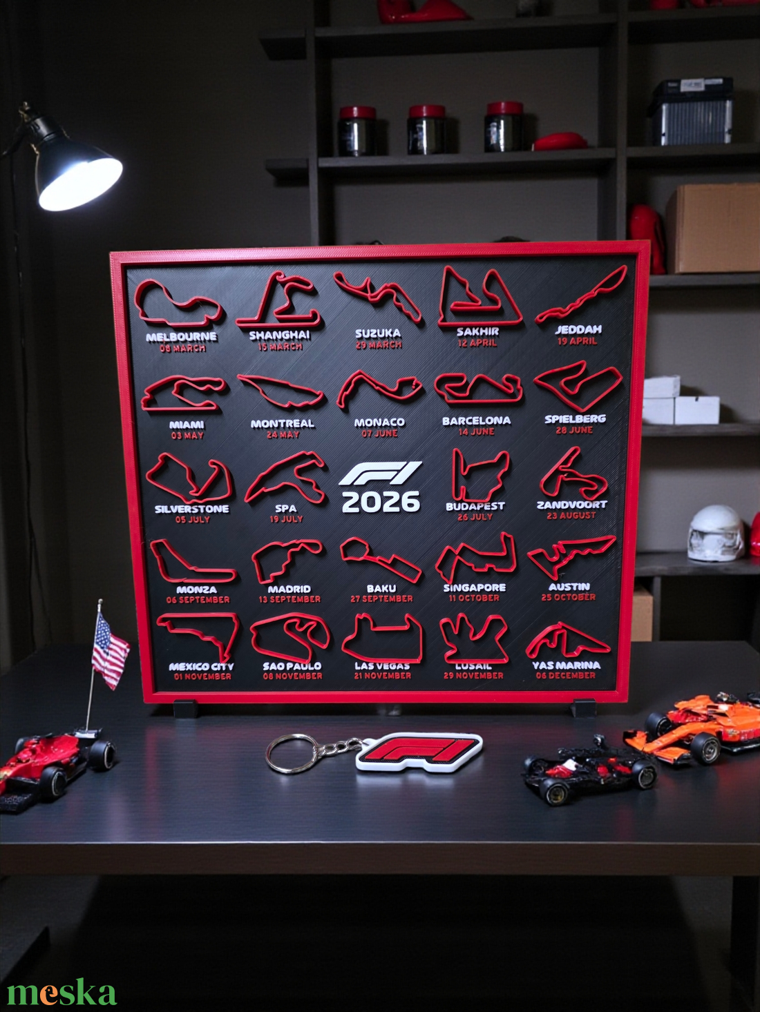 Forma 1  2026-os versenynaptár ajándék F1 kulcstartóval - otthon & életmód - dekoráció - asztal és polc dekoráció - díszdoboz - Meska.hu