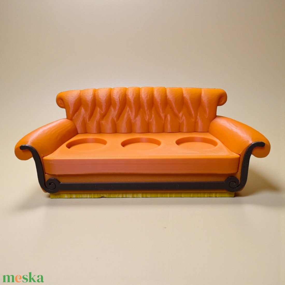 Jóbarátok figura tartó - otthon & életmód - tárolás & rendszerezés - íróasztali tároló - Meska.hu