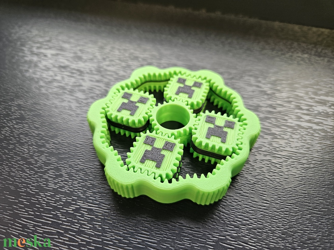 Minecraft Creeper fidget spinner - játék & sport - készségfejlesztő és logikai játék - toronyépítő- és egyensúlyozó játékok - Meska.hu