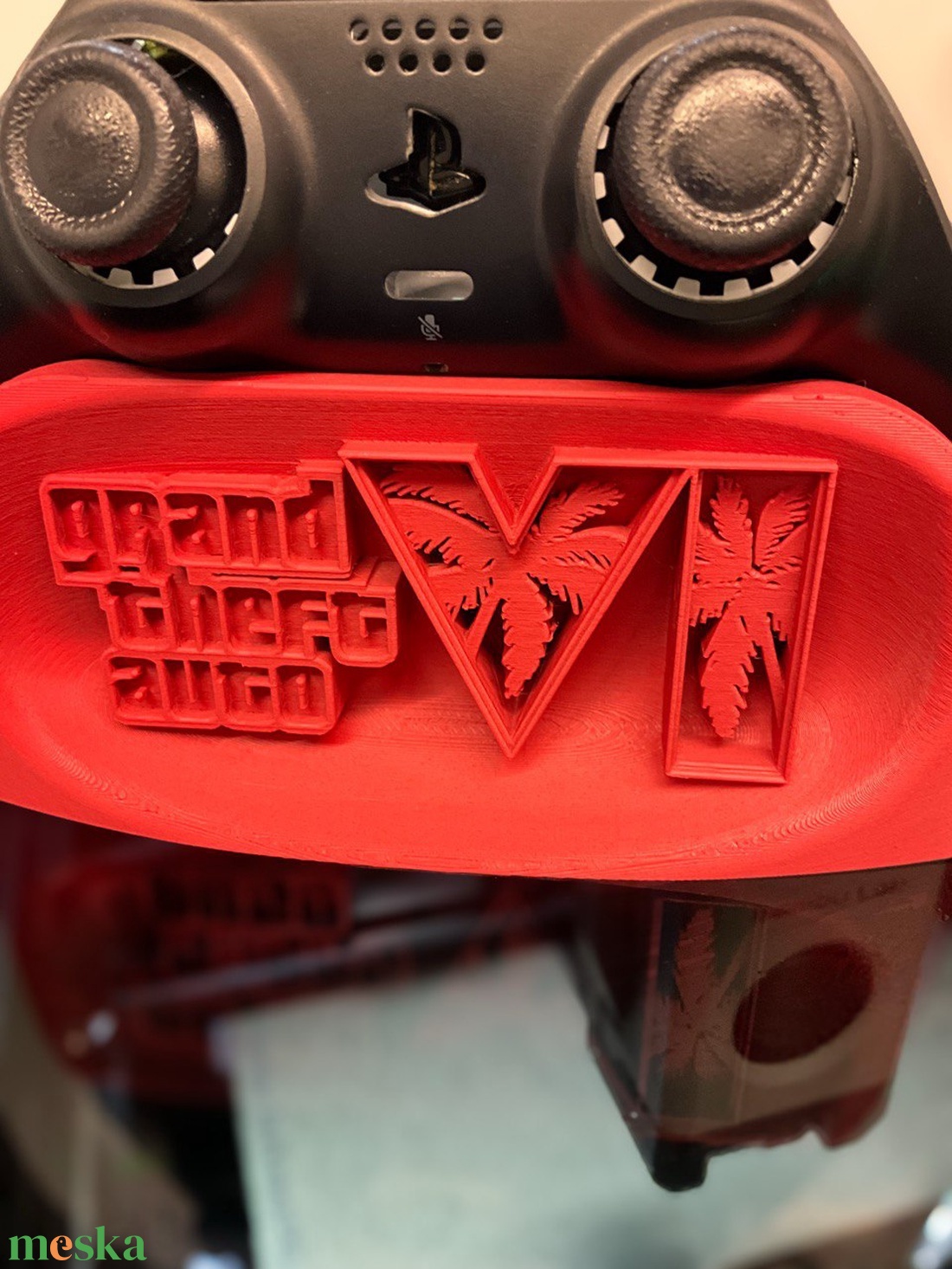 GTA VI Playstation5 kontroller tartó - otthon & életmód - tárolás & rendszerezés - kontroller tartók - Meska.hu