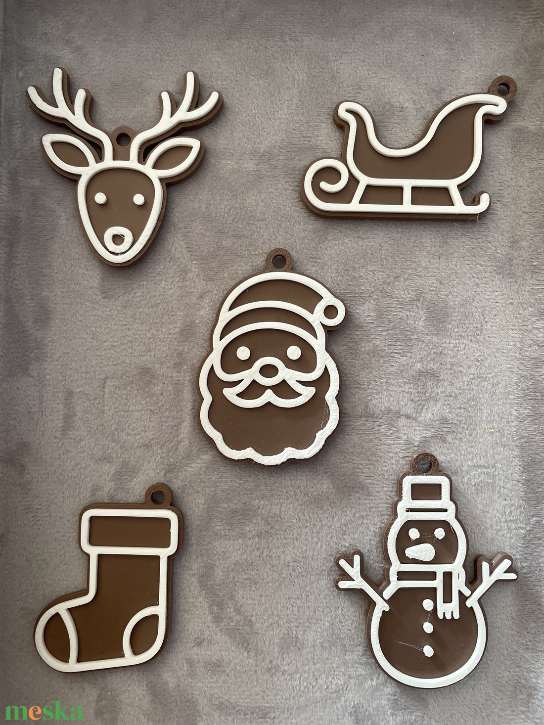 Karácsonyi mézeskalács hatású díszek (5 db variálható csomag) - karácsony - karácsonyi lakásdekoráció - karácsonyfadíszek - Meska.hu