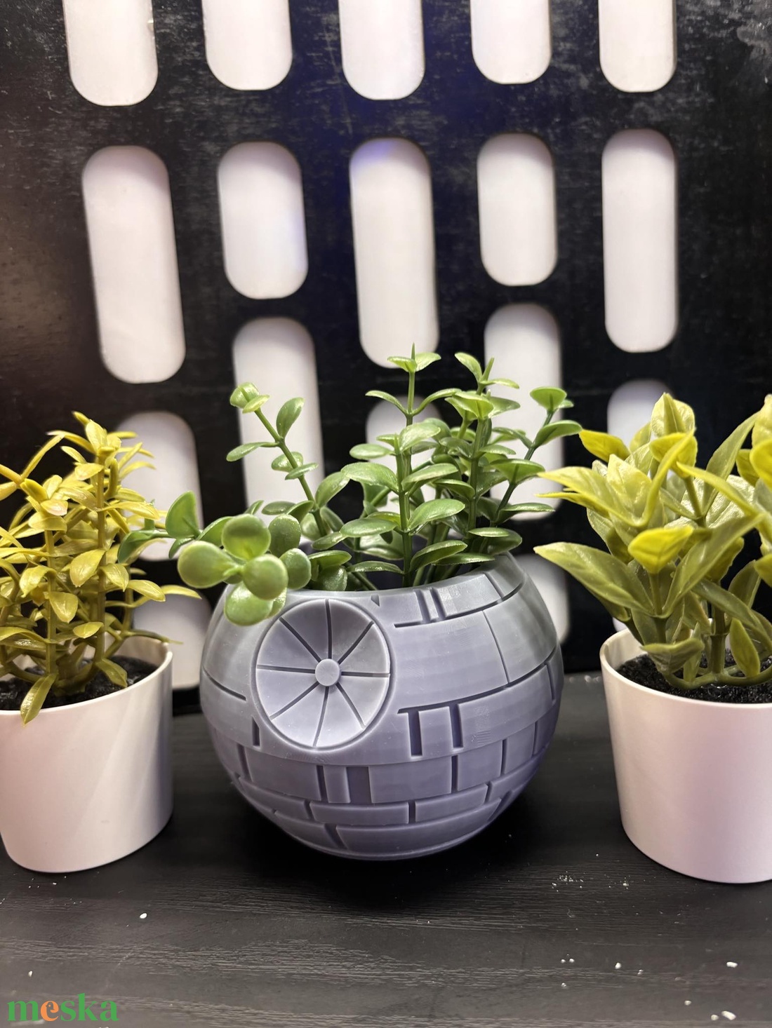 Star Wars Virágtartó virággal A galaxis legmenőbb dekorációja! - otthon & életmód - dekoráció - asztal és polc dekoráció - asztaldísz - Meska.hu Star Wars Virágtartó virággal A galaxis legmenőbb dekorációja! - otthon & életmód - dekoráció - asztal és polc dekoráció - asztaldísz - Meska.hu