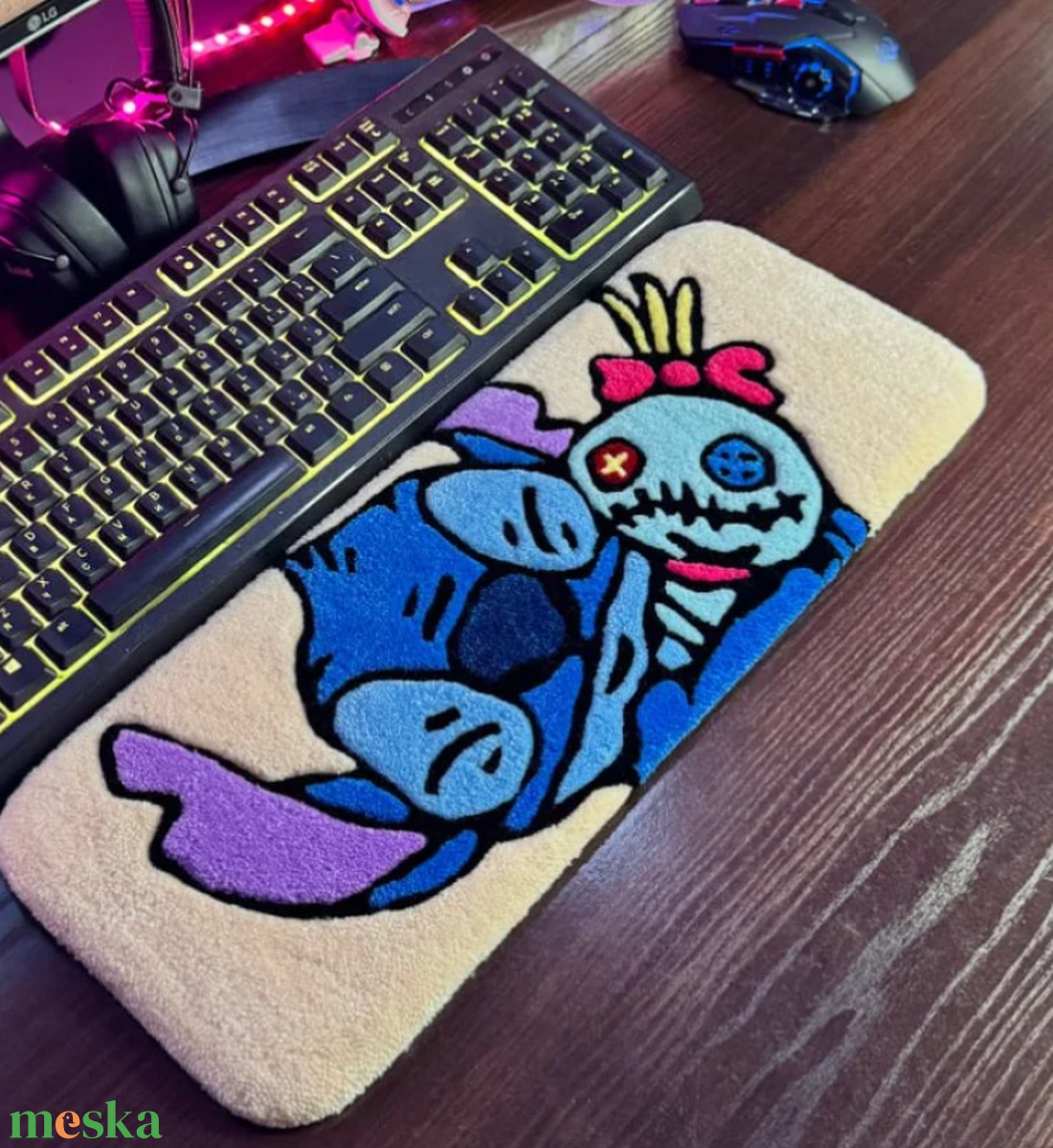 MENŐ SZŐNYEG az asztalodra  - Billentyűzethez - Gamer setup, keyboard Anime, film, mese sorozat - otthon & életmód - lakástextil - szőnyeg - más típusú szőnyeg - Meska.hu