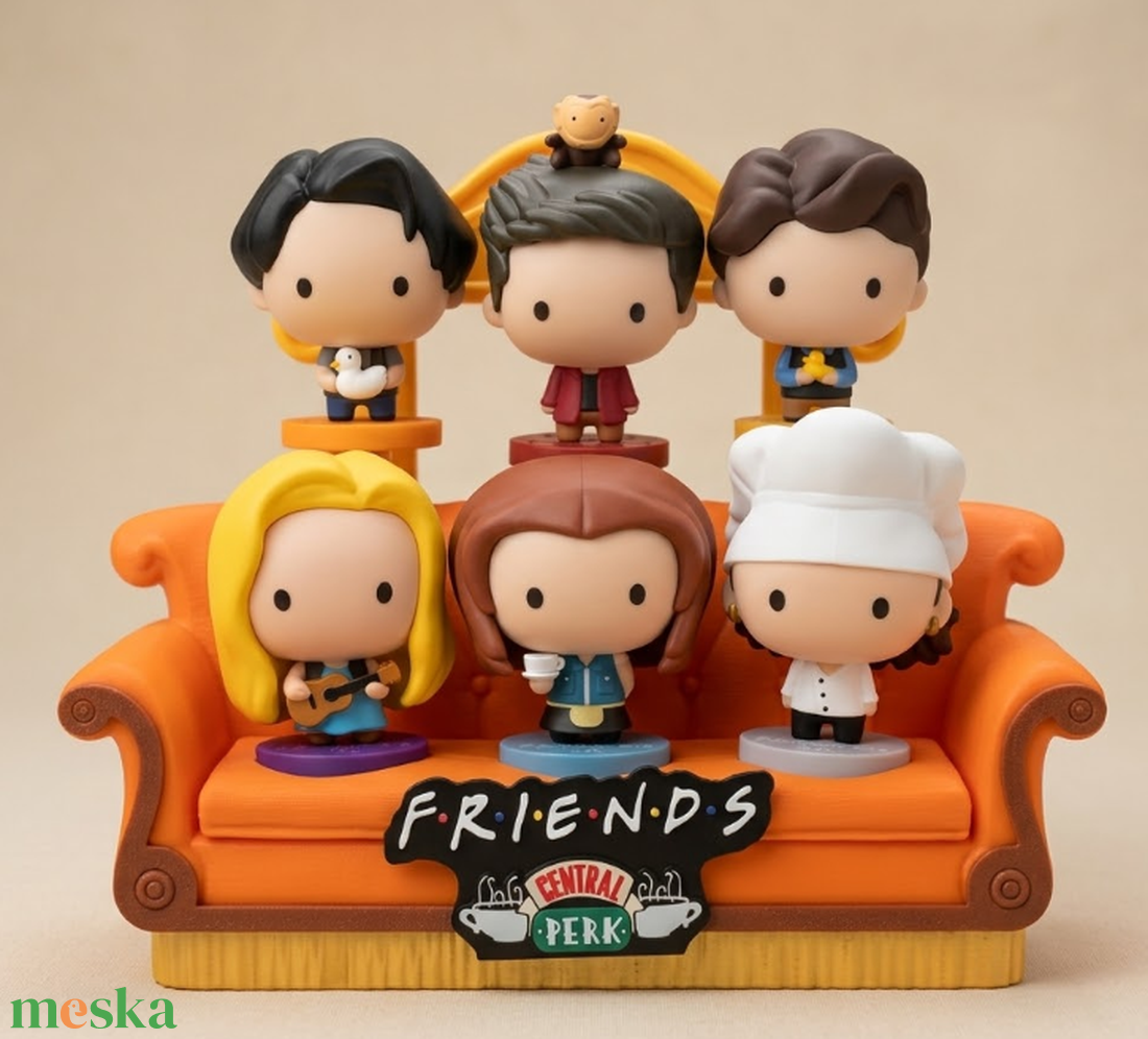 Jóbarátok Kanapé Figura Tartó - Ajándék Kulcstartóval - Extra Részletes Kanapé, Bögre tartóval, Egyedi Névvel - otthon & életmód - dekoráció - asztal és polc dekoráció - díszdoboz - Meska.hu