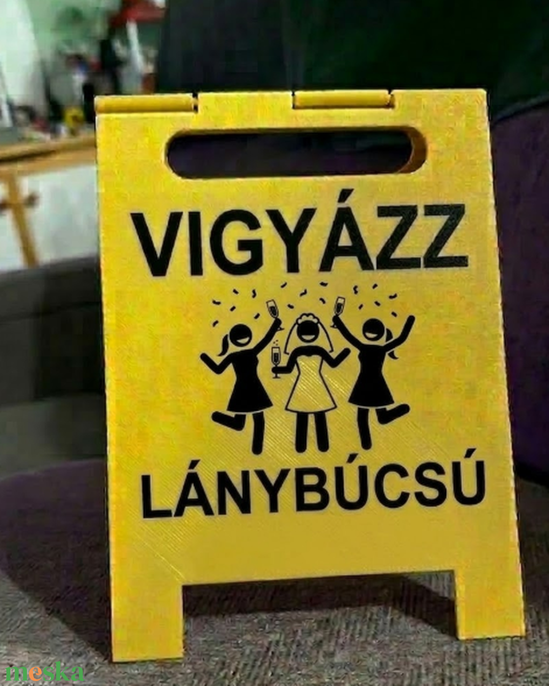 Vicces ajándék tábla, Vigyázz csúszik, Anyu főz, Anyu felmosott, Apu alszik, Leánybúcsú, Lánybúcsú, Legénybúcsú, Esküvő - esküvő - lánybúcsú - Meska.hu