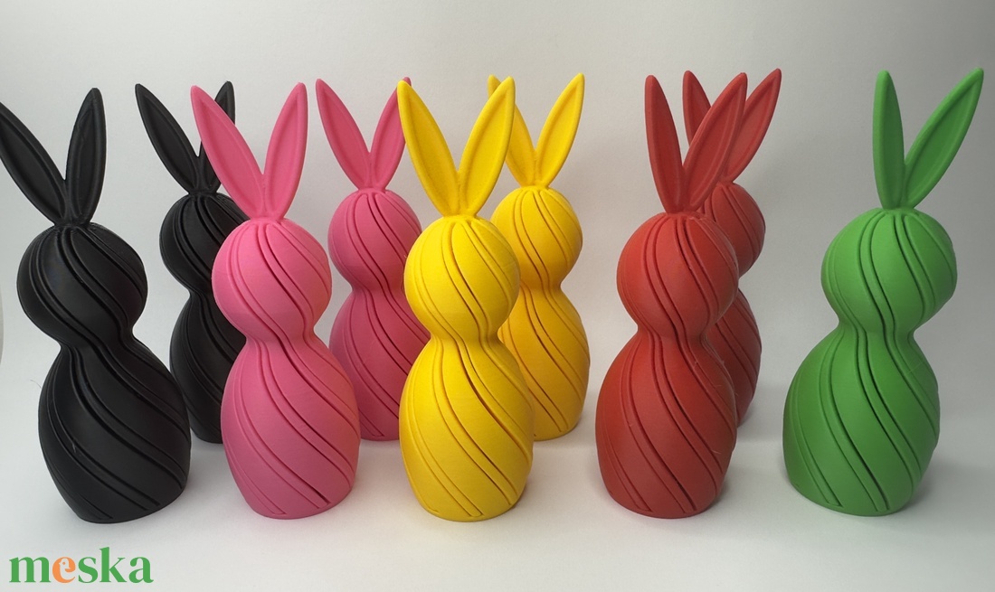 Húsvéti nyuszi (11 cm magas, füllel, csavarható) - ünnepi díszek, dekorációk - húsvéti díszek és dekorációk - húsvéti asztaldíszek - Meska.hu