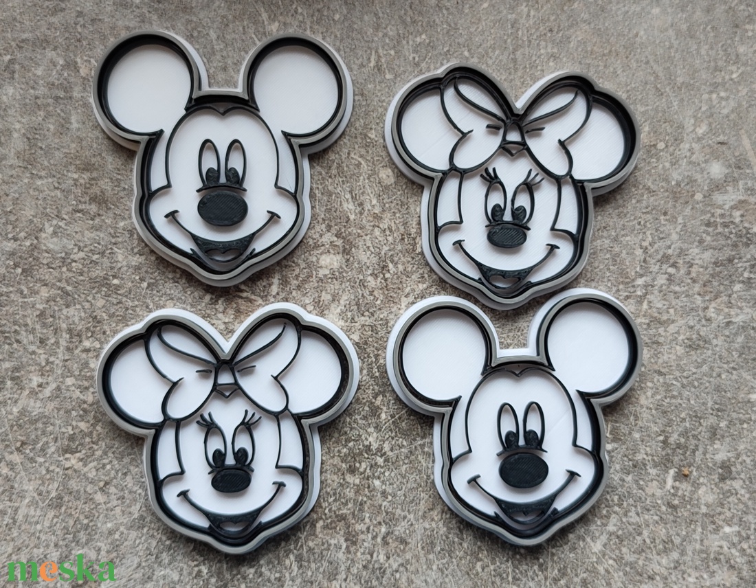 Mickey egér süti kiszúró  - otthon & életmód - konyhafelszerelés, tálalás - sütés, főzés - sütikiszúró - Meska.hu