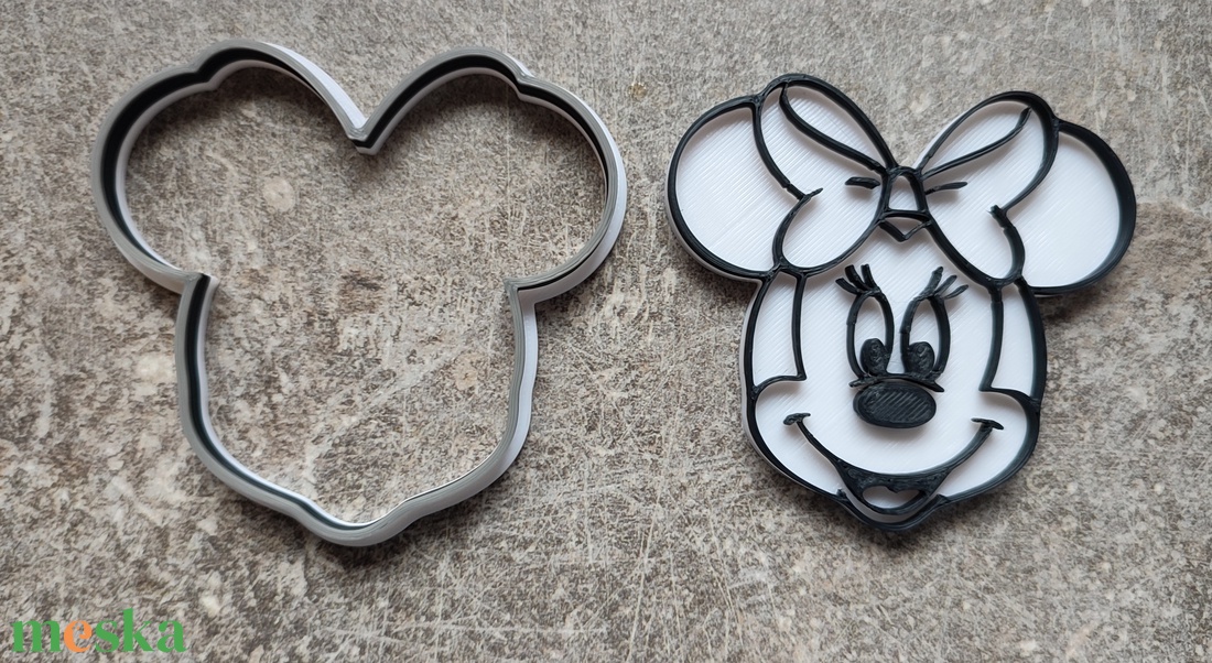 Mickey egér süti kiszúró  - otthon & életmód - konyhafelszerelés, tálalás - sütés, főzés - sütikiszúró - Meska.hu