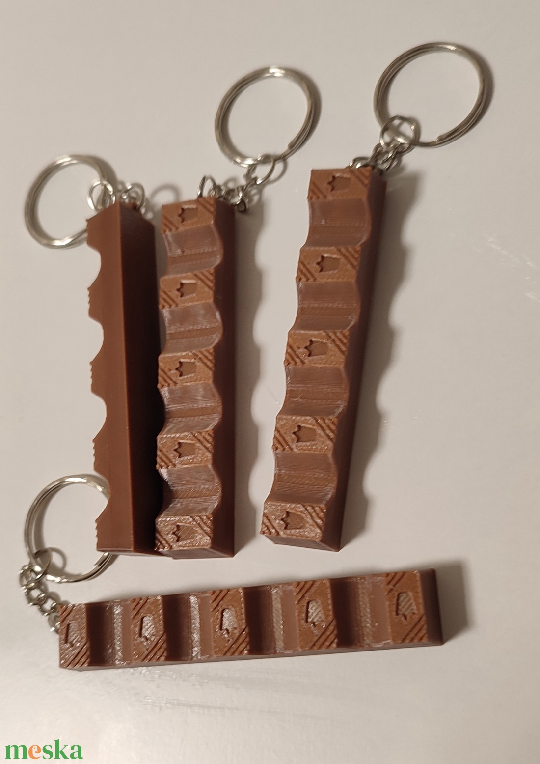 Kinder csoki kulcstartó - táska & tok - kulcstartó & táskadísz - kulcstartó - Meska.hu
