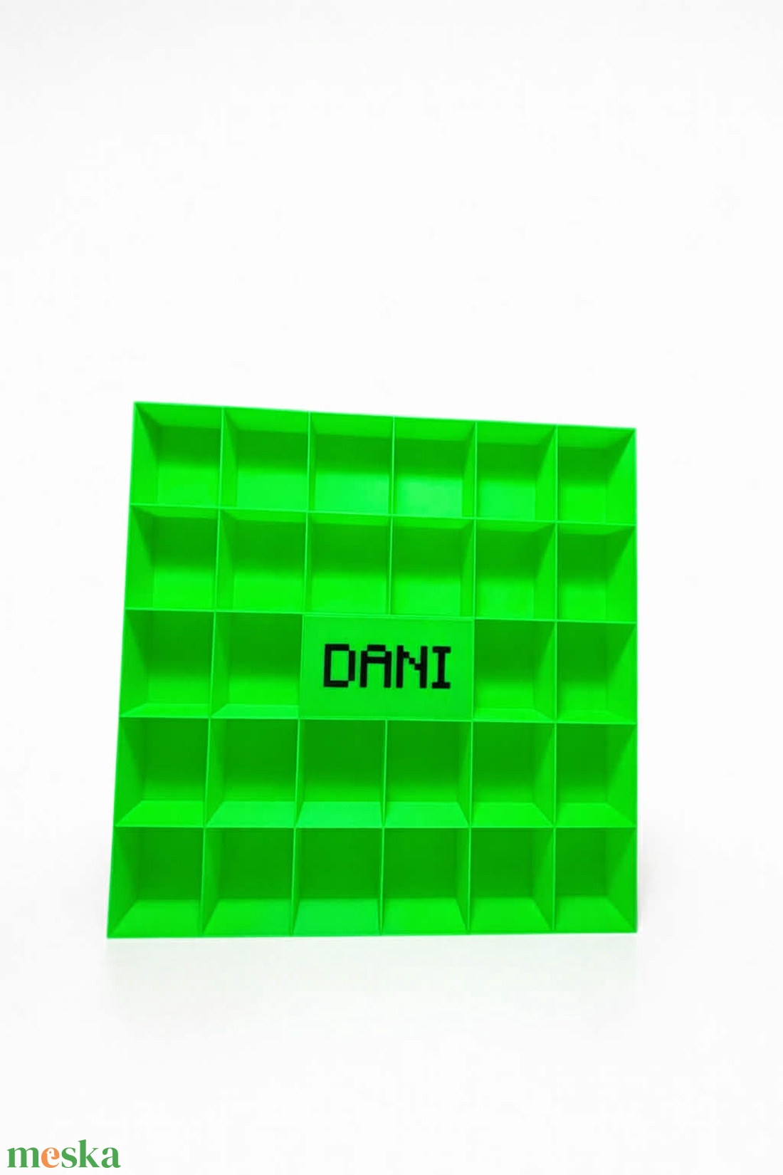 Minecraft  - Kinder joy - figura állvány EGYEDI NÉVVEL - otthon & életmód - dekoráció - asztal és polc dekoráció - díszdoboz - Meska.hu