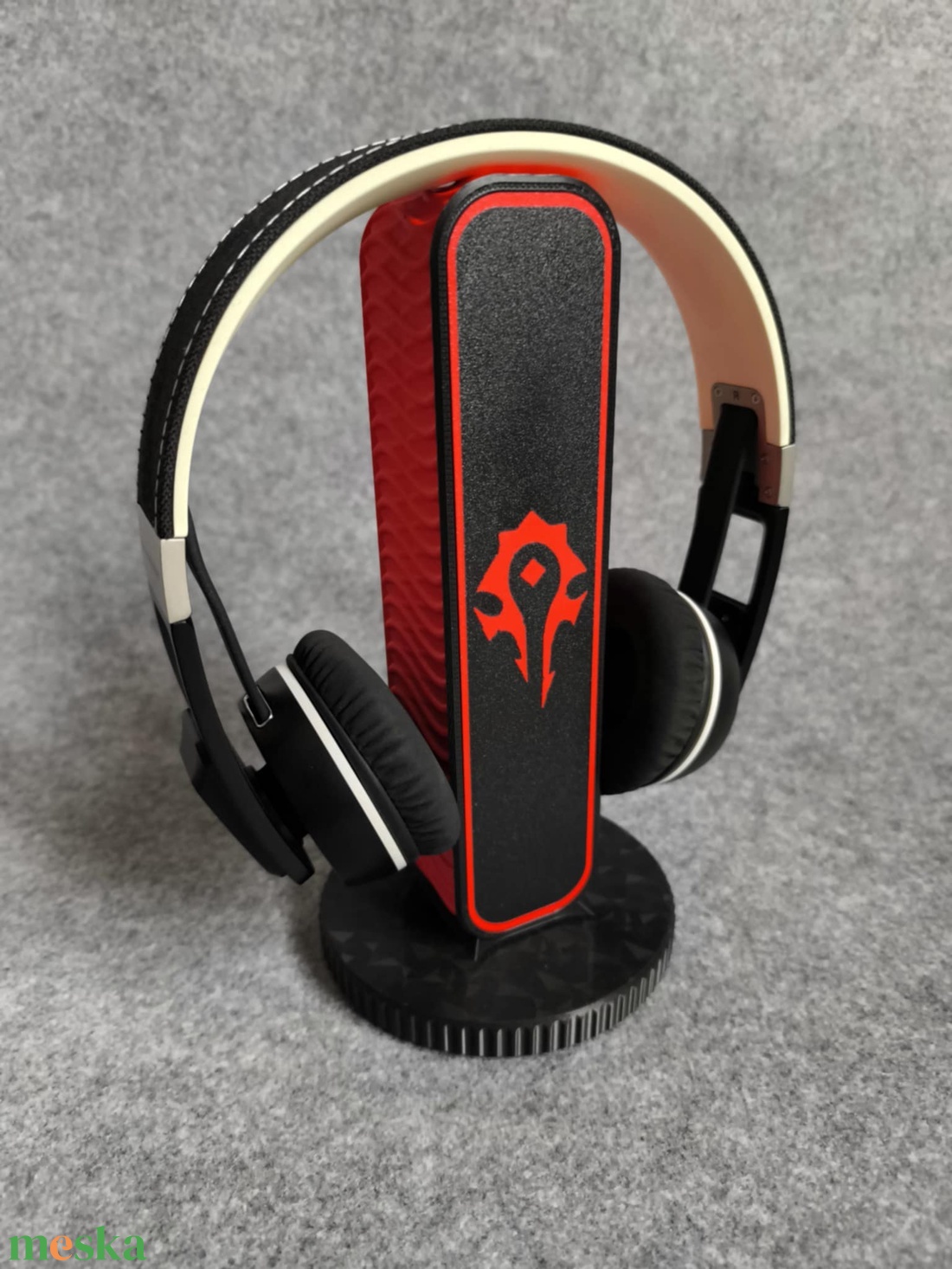 Egyedi Headset tartó gamer stílusban  akár LED világítással is! - otthon & életmód - dekoráció - asztal és polc dekoráció - dekorációs tál, tartó - Meska.hu