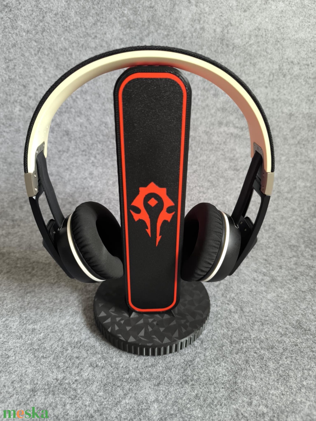 Egyedi Headset tartó gamer stílusban  akár LED világítással is! - otthon & életmód - dekoráció - asztal és polc dekoráció - dekorációs tál, tartó - Meska.hu