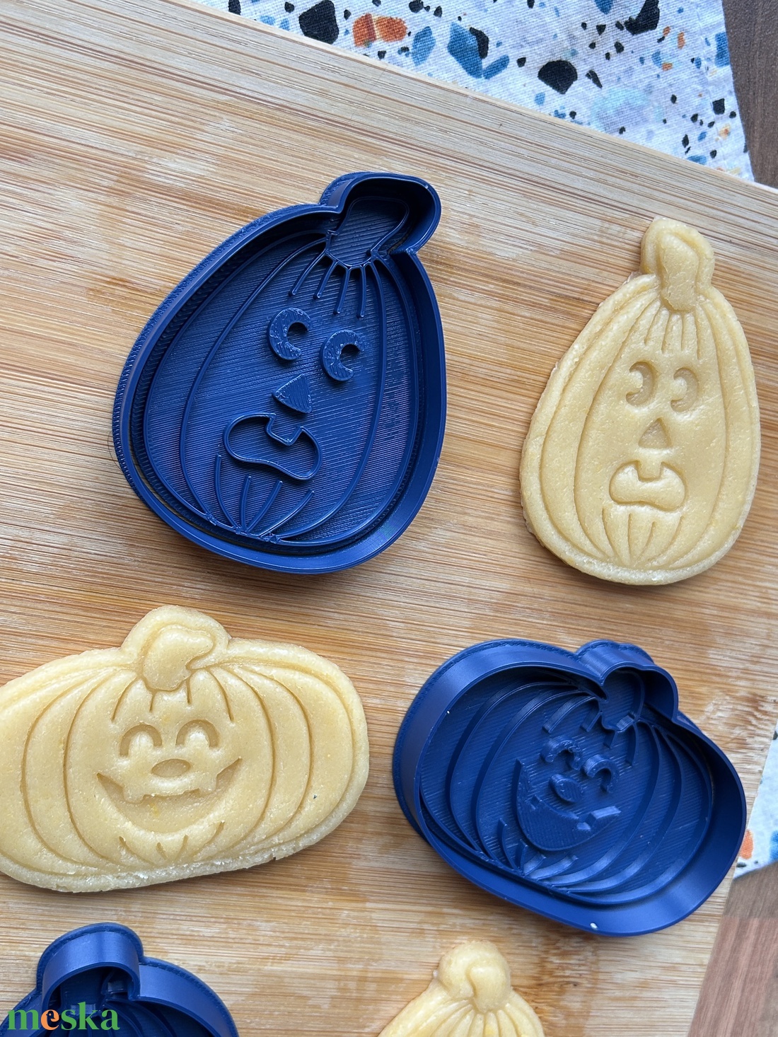 Halloweeni tökök sütikiszúró szett - otthon & életmód - dekoráció - halloween - halloweeni sütikiszúrók - Meska.hu